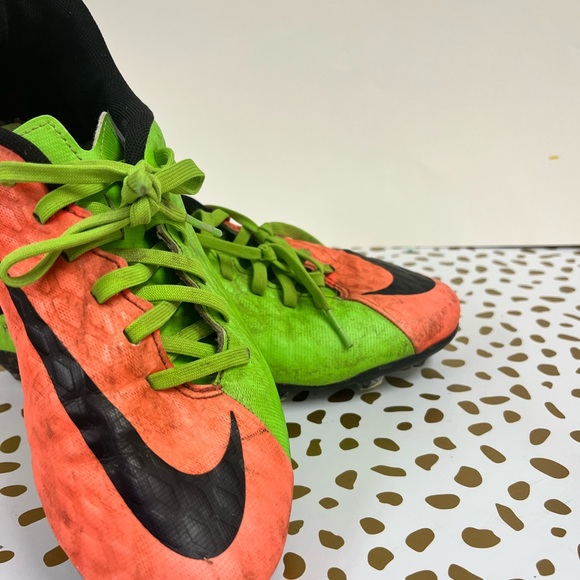 Nike Hypervenom Phade III FG Green and Orange Football Shoes - Picture 3 of 4